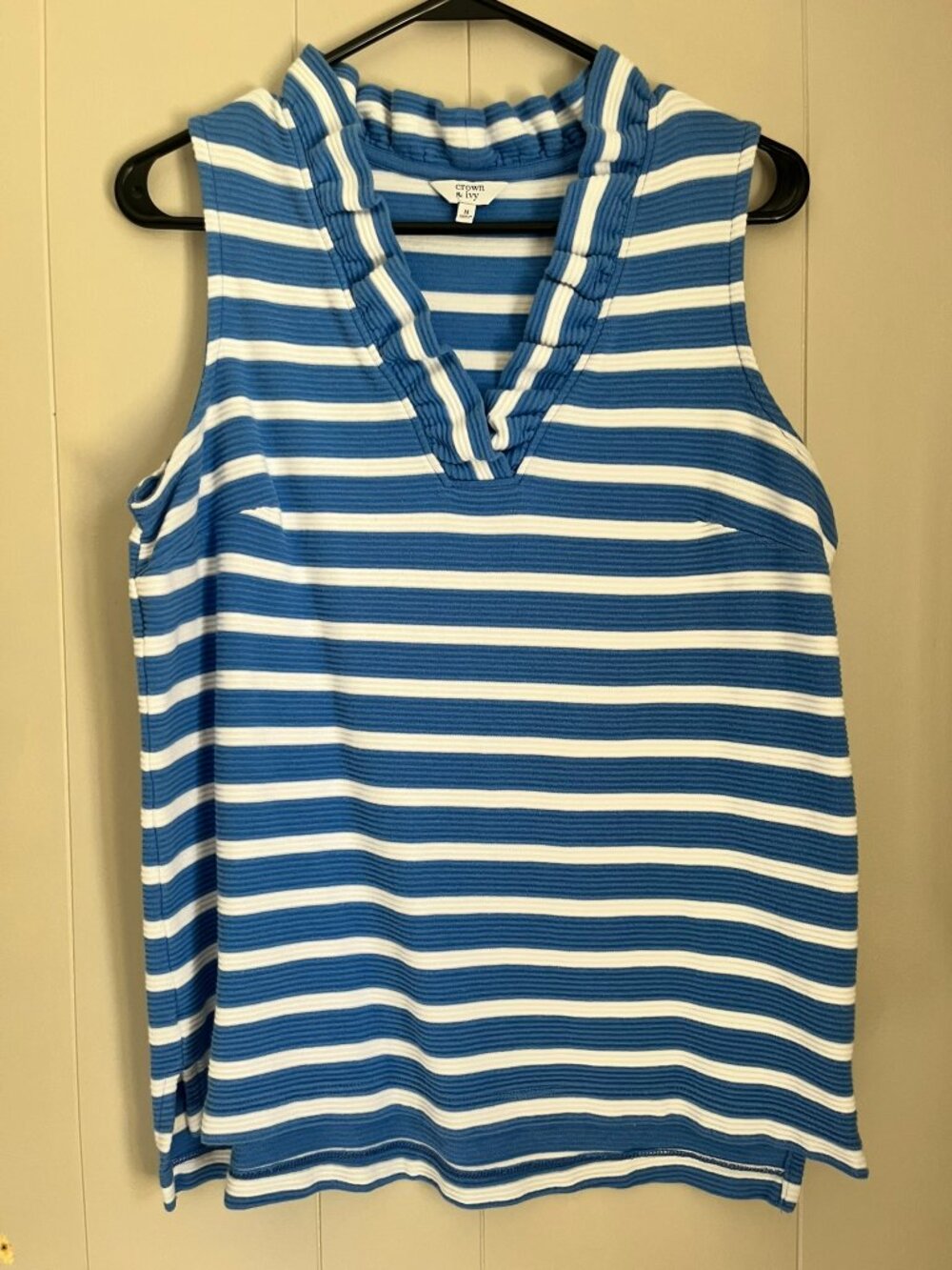 Crown & Ivy Blue White Striped Sleeveless Ruffle Top Women's M Cotton